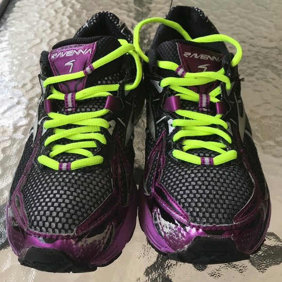 Brooks Raveena 4 - Picture 5 of 6